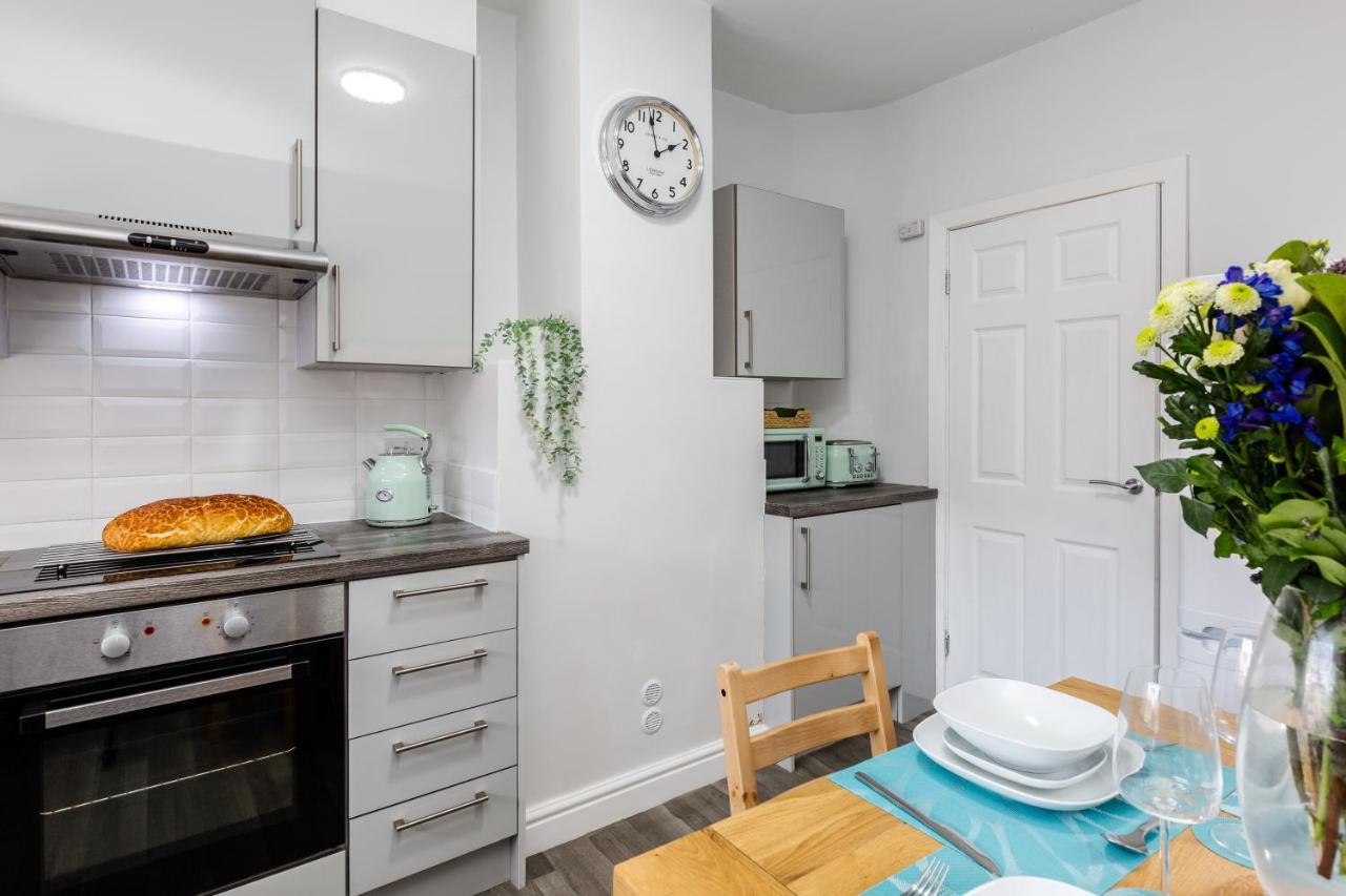 Hillside House - 2 Bedrooms Parking Wi-Fi Hospital Blackpool Exterior foto