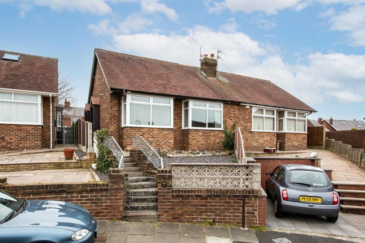 Hillside House - 2 Bedrooms Parking Wi-Fi Hospital Blackpool Exterior foto