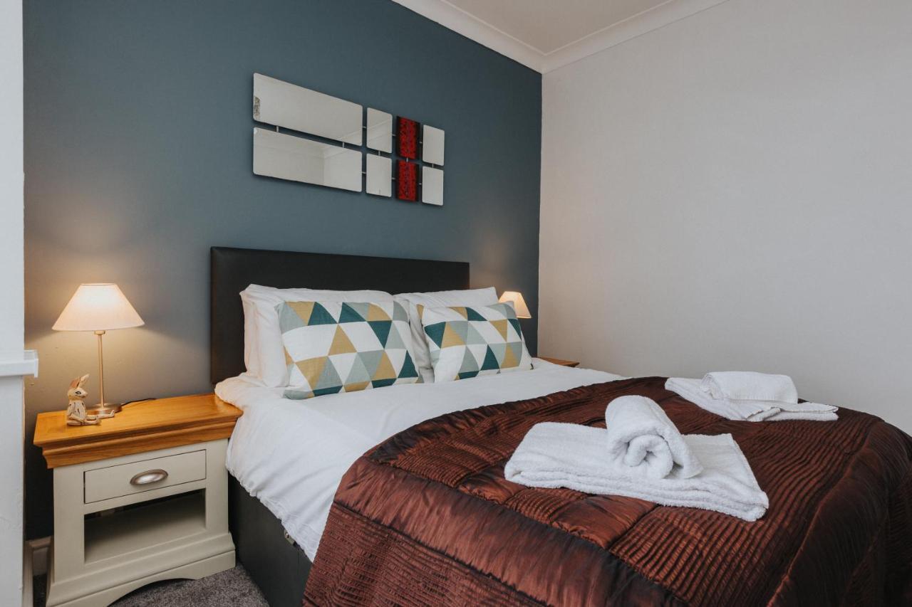 Hillside House - 2 Bedrooms Parking Wi-Fi Hospital Blackpool Exterior foto