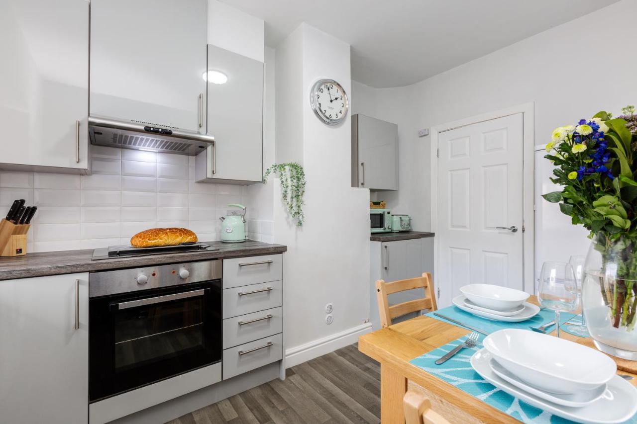 Hillside House - 2 Bedrooms Parking Wi-Fi Hospital Blackpool Exterior foto